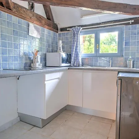 Holiday home Charme Rustique, Colombier, Et Piscine *