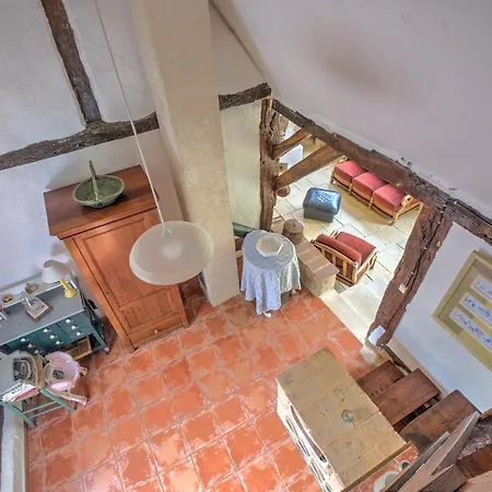 Charme Rustique, Colombier, Et Piscine
