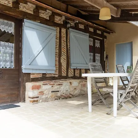 Charme Rustique, Colombier, Et Piscine